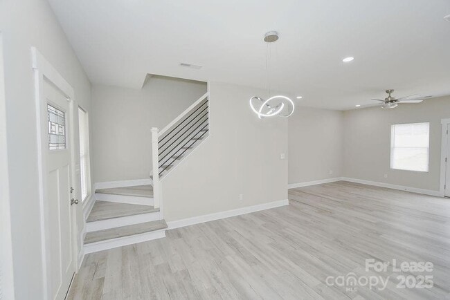 Building Photo - 3806 Freedom Dr