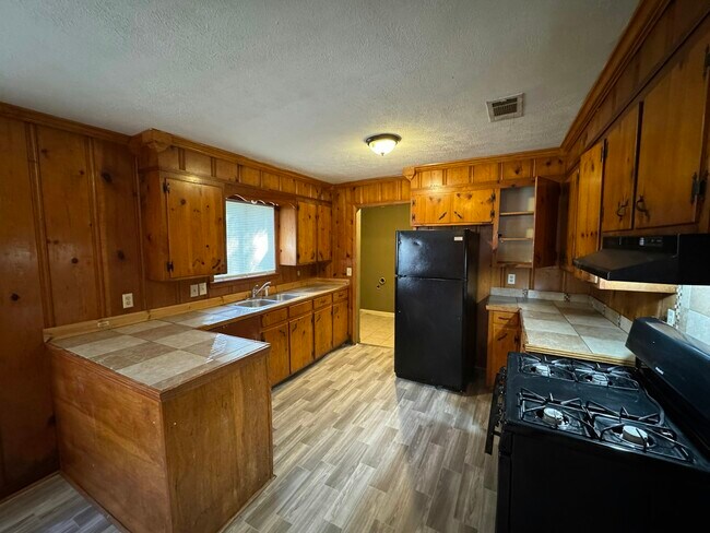 Foto del edificio - 1547 Dianne Dr