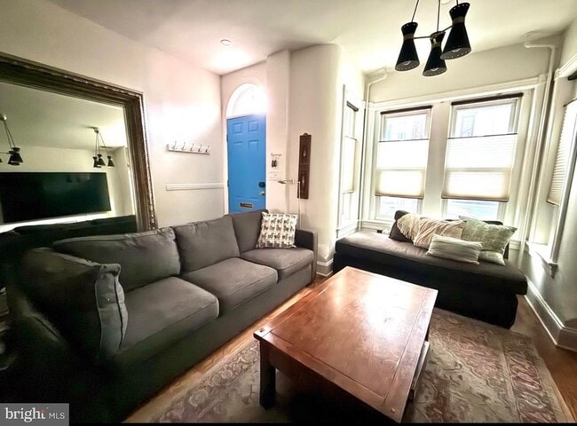 Foto del edificio - 768 Harvard St NW