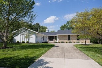 Building Photo - 64 Longview Dr