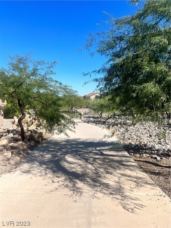 Foto del edificio - 7701 W Robindale Rd
