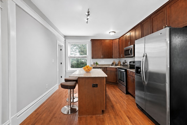 Interior Photo - 6409 Enright