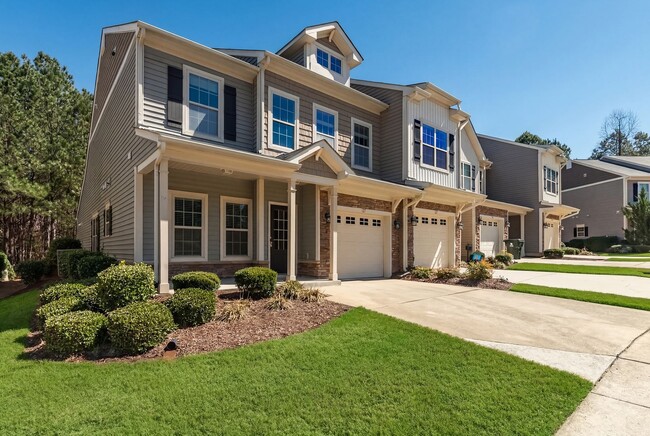 Building Photo - Available Now! Gorgeous, Well Upgraded 3 Bed / 2.5 Bath w/ First Floor Primary!