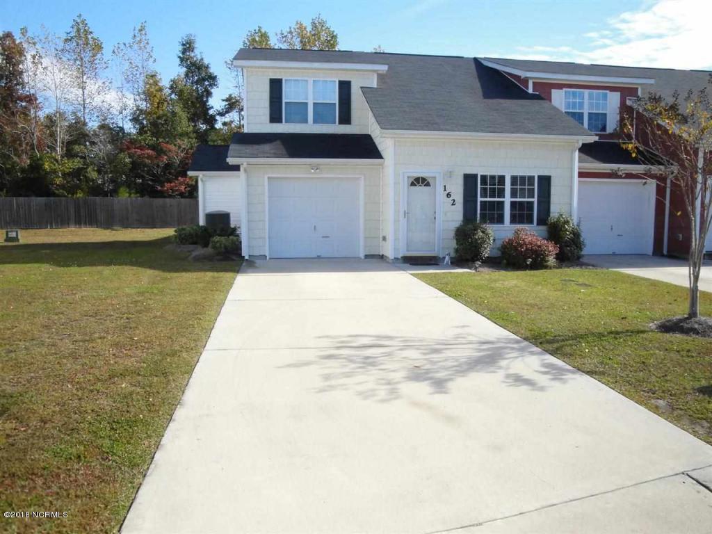 162 Kelly Cir, Hubert, NC 28539 Townhome Rentals in Hubert NC