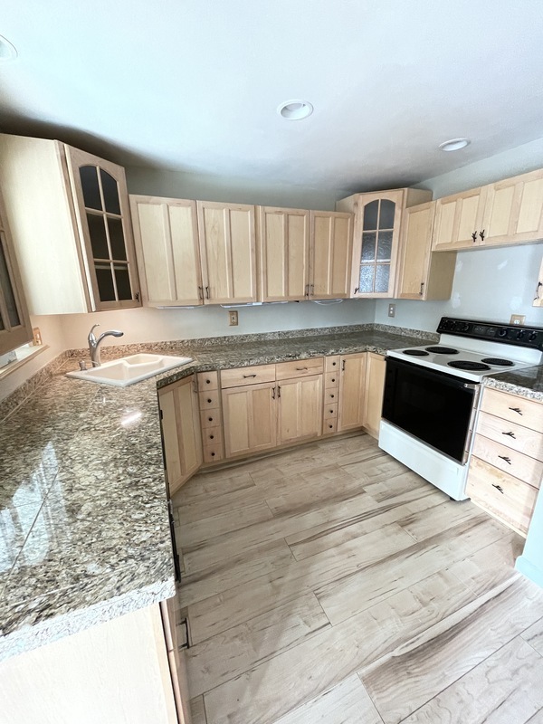 Building Photo - 2815 Zephyr Dr