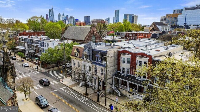 Foto del edificio - 3800 Spring Garden St