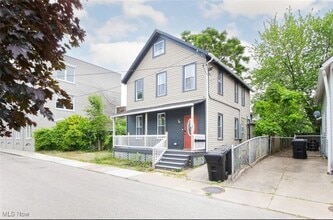 Building Photo - 1807 Auburn Ave