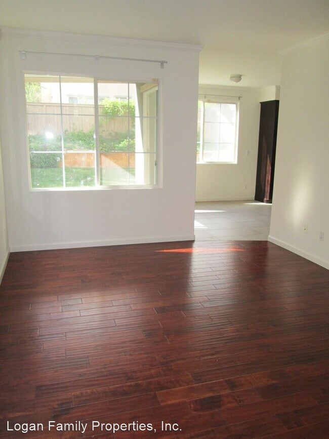 Building Photo - 3 br, 2.5 bath House - 11820-2 Cypress Can...