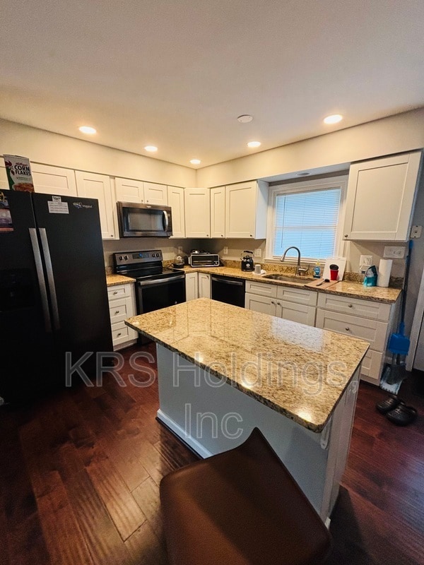 Building Photo - 10407 Maguire Ct