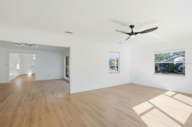 Foto del edificio - 2812 N Munro St