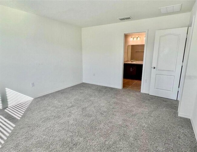 Foto del edificio - 1516 Mattie Pointe Pl