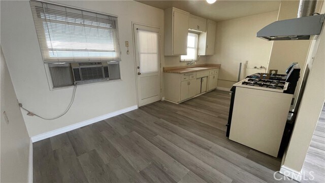 Building Photo - 6030 Temple City Blvd