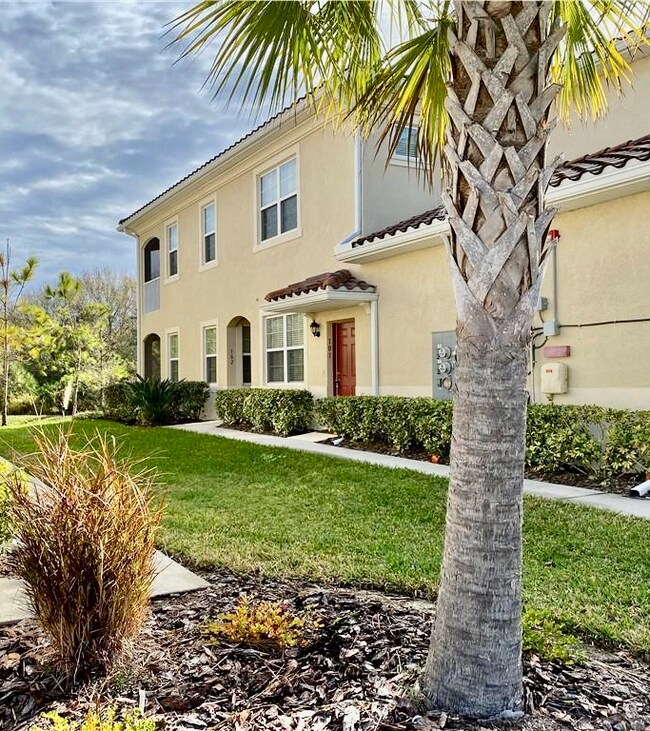Building Photo - 8220 Enclave Way