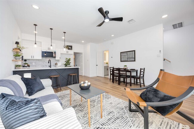 Foto del edificio - 5809 Senior