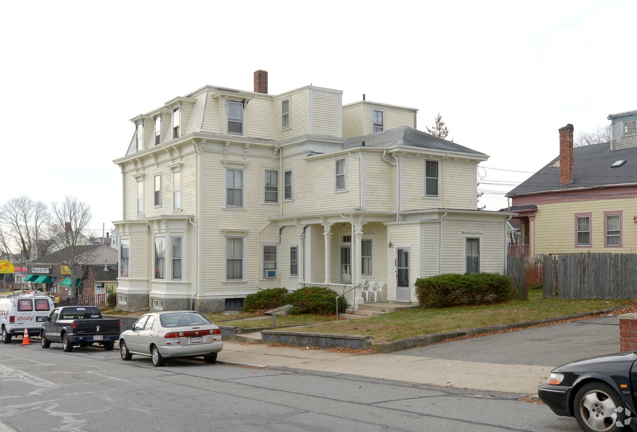 141 Allen St, New Bedford, MA 02740 Apartments in New Bedford, MA
