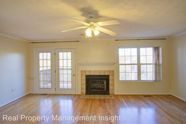 Building Photo - 4 br, 3 bath House - 209 Minor Circle