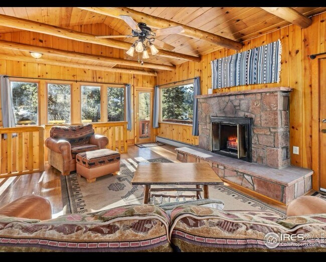 Foto del edificio - Charming 2BR House in Estes Park, Walk Dow...