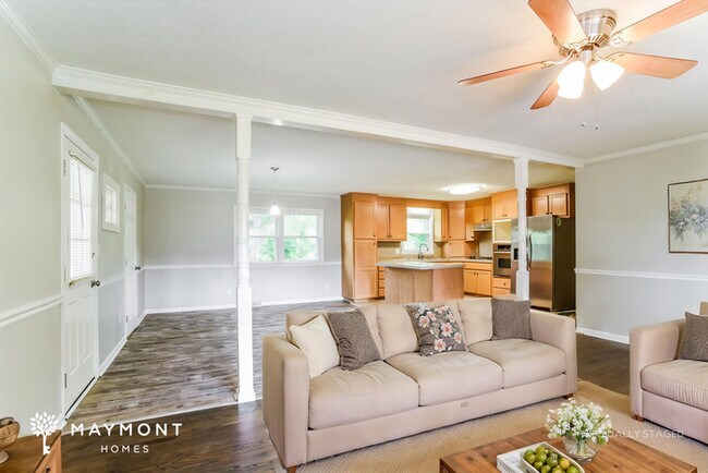 Foto del edificio - 2518 Fairgreen Dr