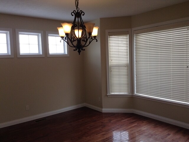 Foto del edificio - 1060 Arbor Springs Dr