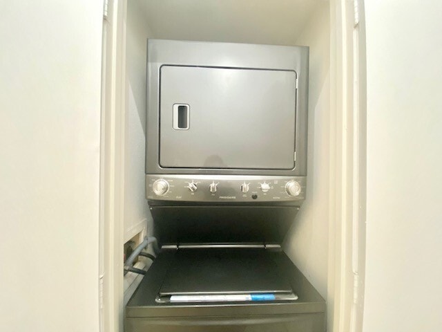 Building Photo - 2209 S Braeswood Blvd