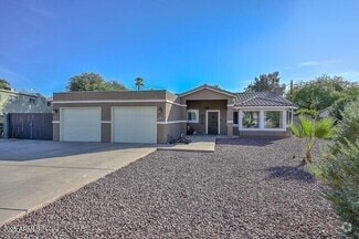 Building Photo - 3043 N 34th St