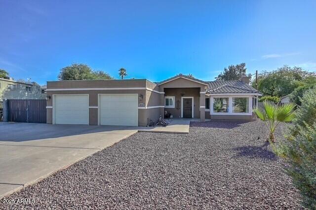 Primary Photo - 3043 N 34th St