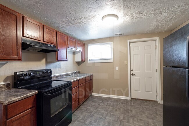 Foto del edificio - 2531 N Tacoma Ave