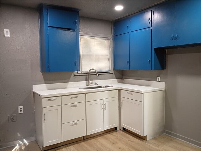 Building Photo - 5617 Malmedy Rd