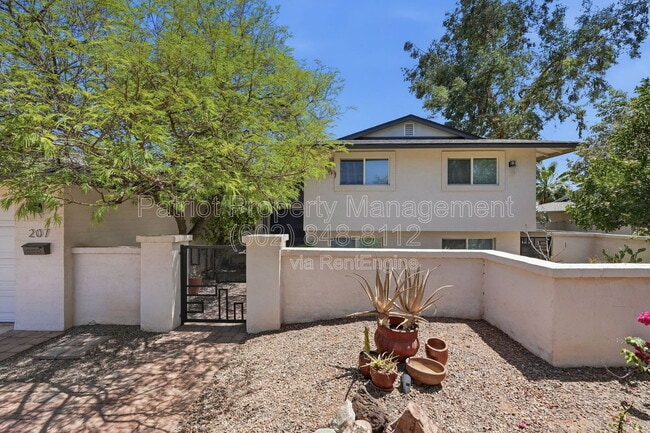 Building Photo - 207 E El Caminito Dr