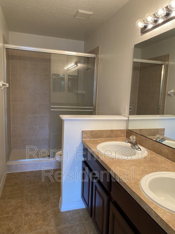 Foto del edificio - 5099 Monticello Heights Ln