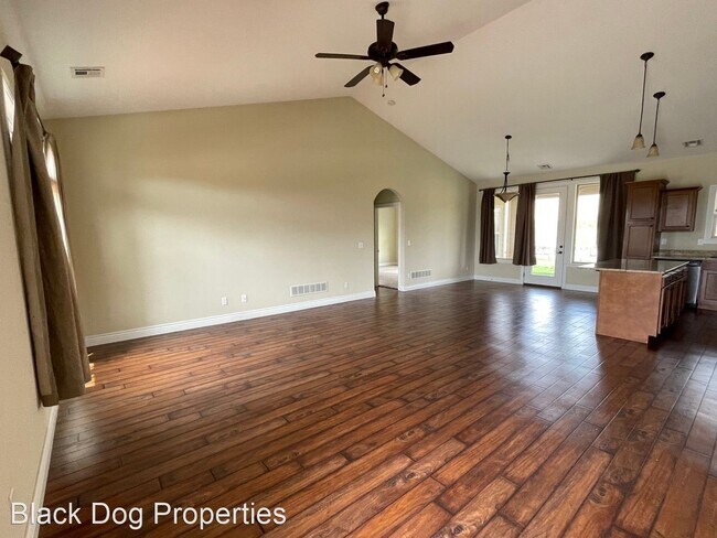 Foto del edificio - 3 br, 2 bath House - 2732 Tobacco Road