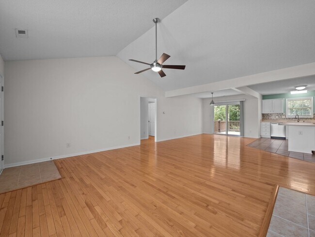 Foto del edificio - 305 Appaloosa Ct