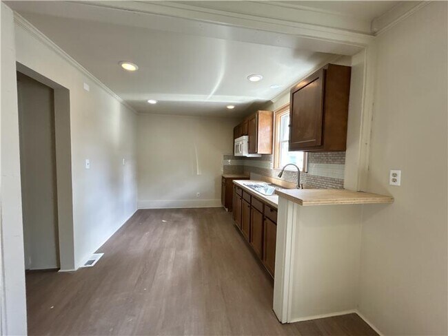 Foto del edificio - 1317 Plum St
