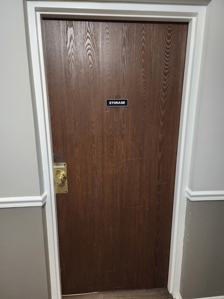 Foto del edificio - 235 N Mill Rd