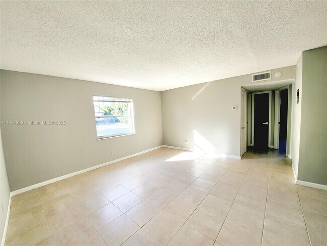 Foto del edificio - 191 SW 15th St
