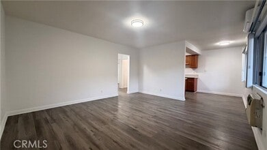 Building Photo - 512 N Marguerita Ave