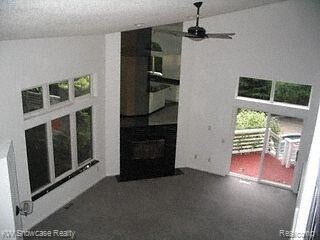 Foto del edificio - 6255 Whispering Meadows Dr