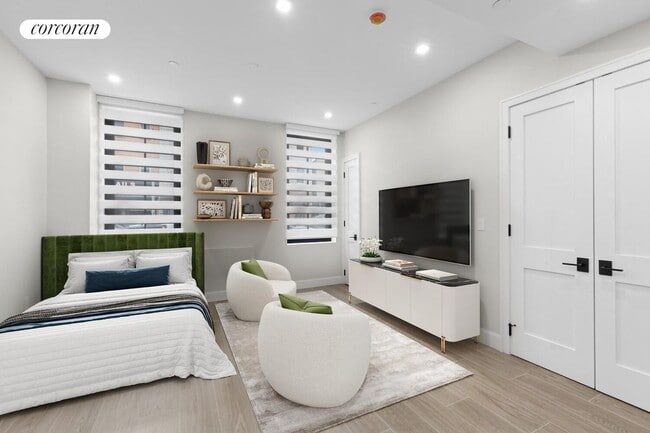 Building Photo - 760 Metropolitan Ave