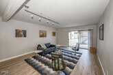 Foto principal - 5460 White Oak Ave