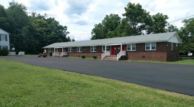 Building Photo - 605 N Adair St