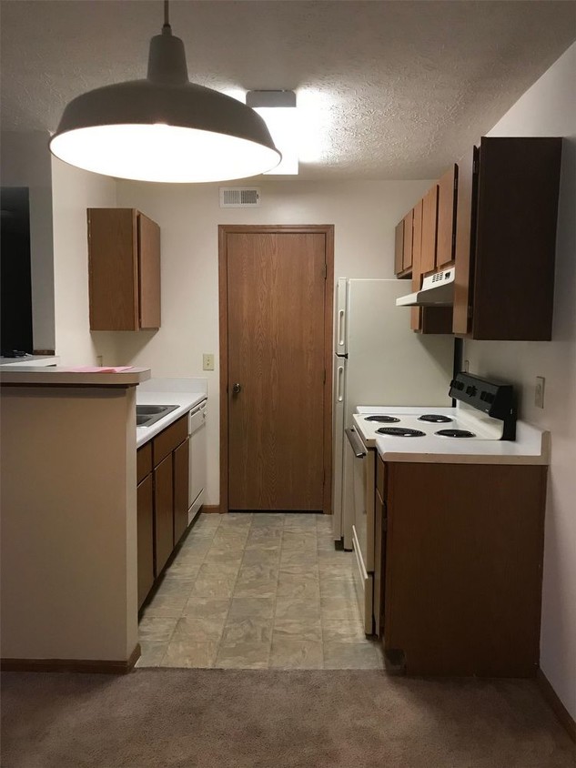 Foto principal - 5457 Wellington Woods Boulevard