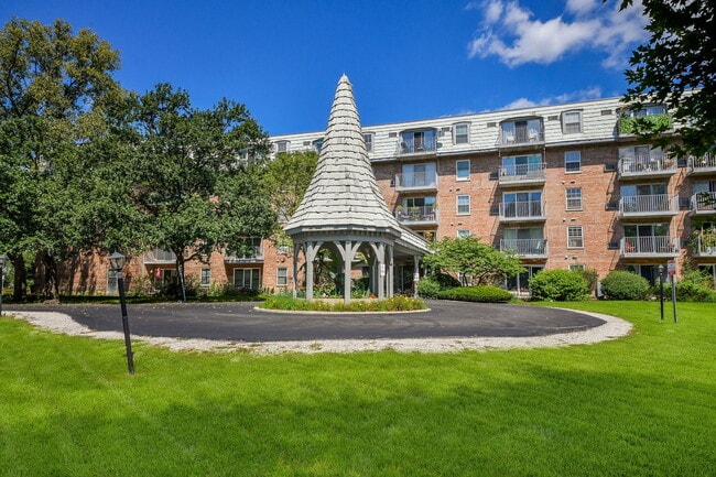 Building Photo - 5125 Blodgett Ave