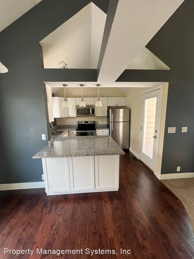 Primary Photo - 2 br, 1 bath House - 5448 S Lighthouse Rd