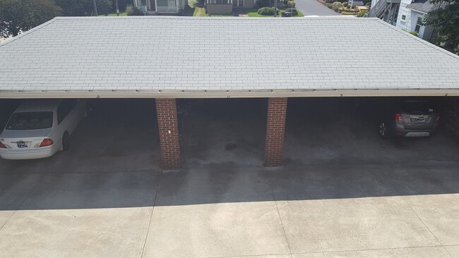 Building Photo - 116 S Marshall St