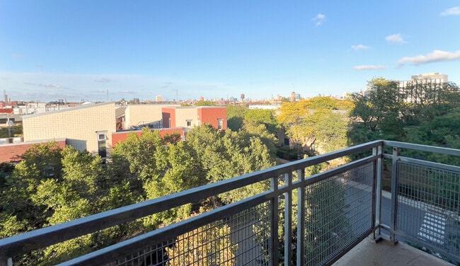Foto del edificio - 100 N Hermitage Ave
