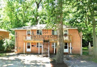 Building Photo - 3088 Dorris Ave