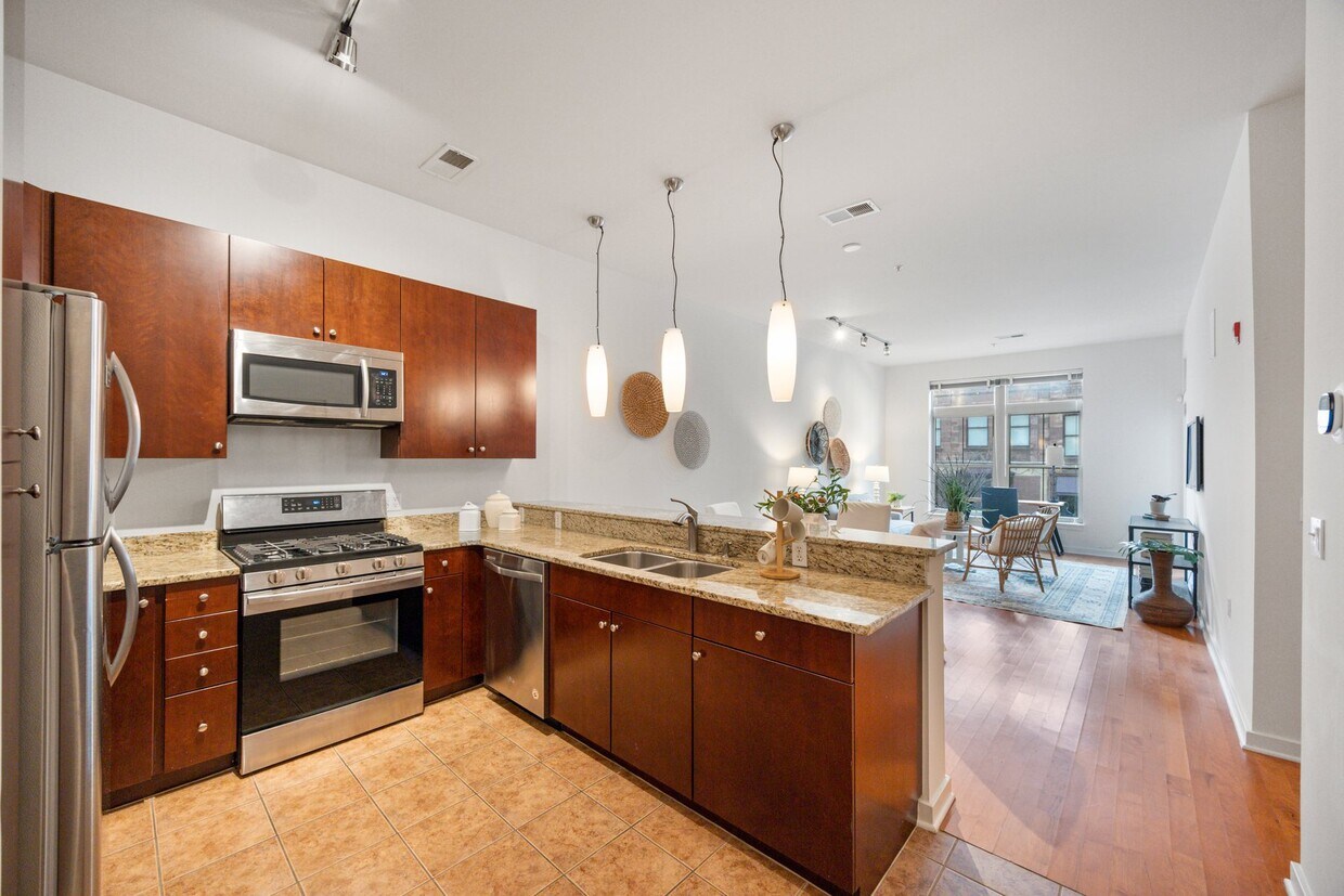 Foto principal - 1209 N Charles St