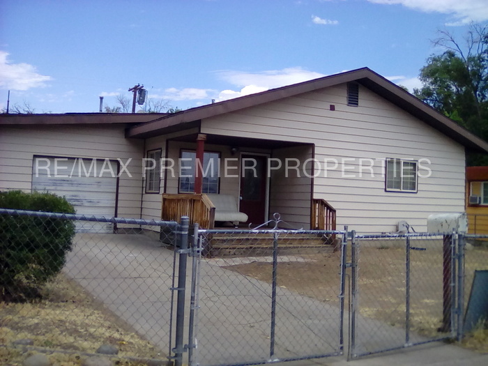 Primary Photo - 1725 Carville Dr