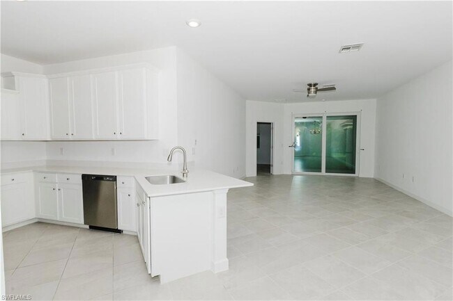 Foto del edificio - 9099 Leatherwood Loop