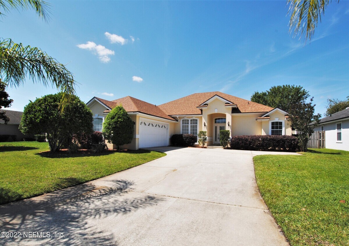 Foto principal - 13097 Harborton Dr